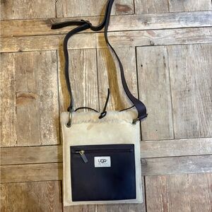UGG Australia Pocket Messenger Bag - Tan Shearling w/ Dark Brown Leather Pocket